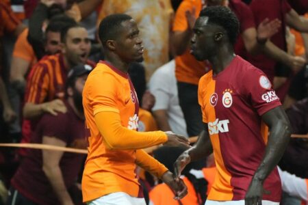 Gesundheitszustand von Wilfried Zaha und Davinson Sanchez