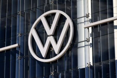 Volkswagen plant aufgrund geringer Nachfrage Einsparungen in Höhe von 10 Milliarden Euro