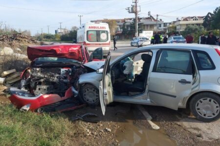 Zwei Fahrzeuge kollidierten in Balıkesir: 8 verletzt