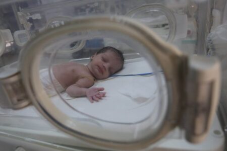 Das Baby der schwangeren Frau, die beim Völkermord in Gaza ums Leben kam, wurde per Kaiserschnitt entfernt