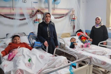 Kinder lächeln in Adıyaman: Das Beschneidungsfest fand statt