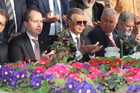 An seinem Todestag wurde dem ehemaligen Premierminister Necmettin Erbakan gedacht