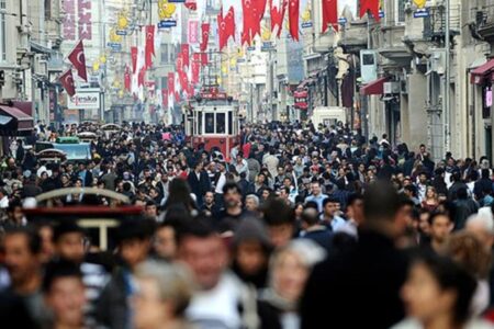 Avrupa İstatistik Ofisi araştırdı! Türkiye, AB’de en genç ortanca yaşa sahip