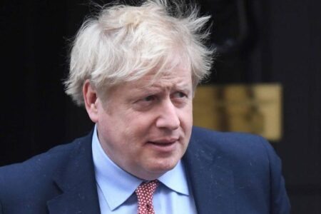 Boris Johnson kendisiyle röpotaj yapmak isteyen gazeteciden 1 milyon dolar istedi