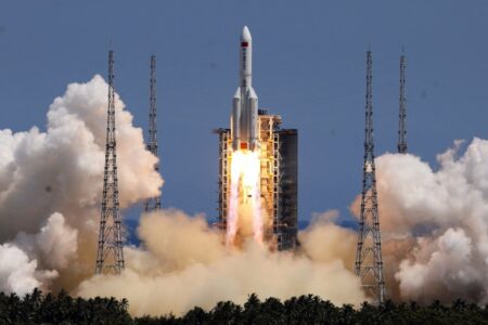 China droht den USA: Sie werden dieses Jahr 100 Starts durchführen