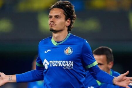 Die neue Adresse von Enes Ünal steht fest: Er ist nach England vermietet