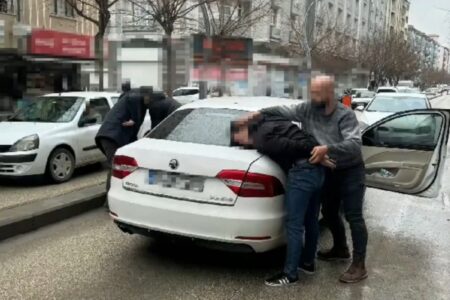 Einsatz gegen Schleuser!  42 Menschen wurden gefasst