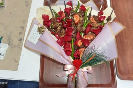 Er schickte seiner Frau am Valentinstag in Samsun einen „gegrillten Blumenstrauß“.