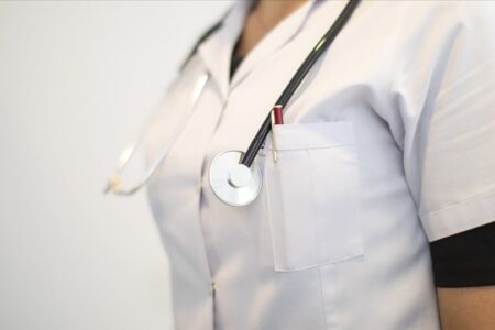 Fahrettin Koca sagte „Viel Glück“ und verkündete: Der Leitfaden für die Ernennung von 36.000 Angehörigen der Gesundheitsberufe wurde an ÖSYM gesendet