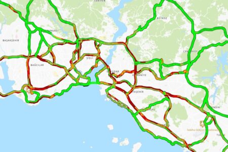 In Istanbul hat ununterbrochener Regen begonnen!  Der Verkehr ist in beiden Bereichen gesperrt