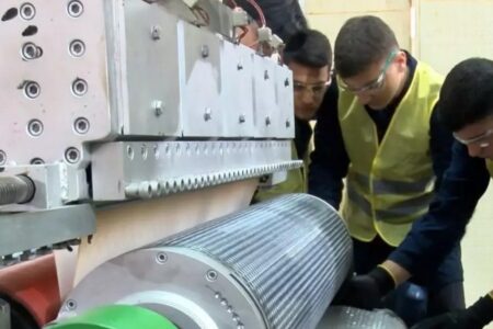 Manisa’da fabrika gibi lise: 1 milyon lira ciro hedefliyor