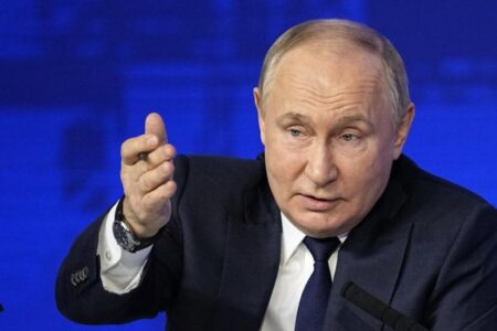 Putin: Flugzeug mit ukrainischen Gefangenen wurde von Patriot-Rakete getroffen