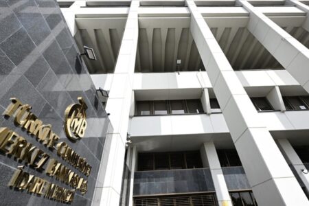 Reel kesim güven endeksi ve kapasite kullanım oranı şubatta arttı