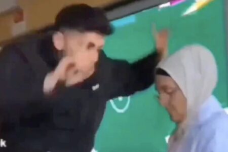 Respektlosigkeit gegenüber dem Lehrer in der Schule in Izmir: Sie haben getanzt und Fotos gemacht