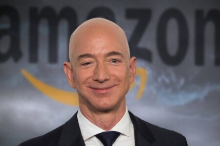 200-Milliarden-Dollar-Vermögen: Jeff Bezos übertrifft Elon Musk und wird der reichste Mensch der Welt