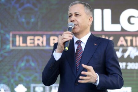 Ali Yerlikaya: In Gefängnissen sitzen 309.000 Menschen, etwa 30 Prozent davon sind Gifthändler