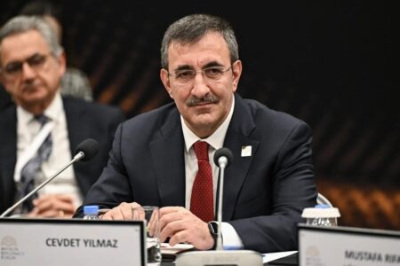 Cevdet Yılmaz: Wenn geopolitische Probleme gelöst werden können, wird sich das auf die Wirtschaft auswirken