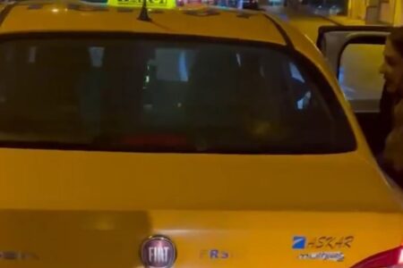 Der dreiste Fahrer in Istanbul schaltete das Taximeter nicht ein und verlangte einen Preis von 1.000 TL.