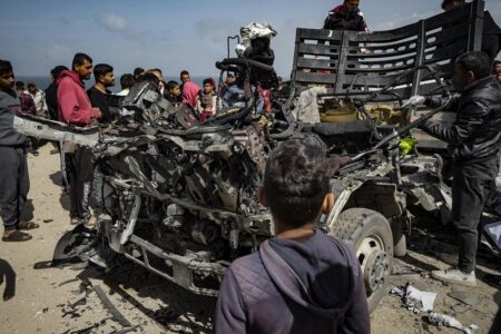 Die israelische Armee hat in Gaza ein humanitäres Hilfsfahrzeug angegriffen: 9 Menschen starben
