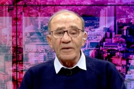 Fikret Bilas Kopftuch-Verdauungsstörung: Nach dem Training wurde das Kopftuch der Öffentlichkeit präsentiert