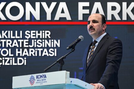 Führer Uğur İbrahim Altay erläuterte Konyas Vision „2030 Smart City“.