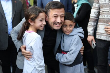 Große Unterstützung für Hamza Dağ!  Lassen Sie Izmir bedienen