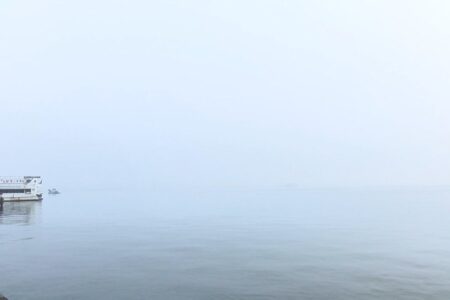 Istanbul liegt seit Tagen unter dichtem Nebel!  Kein Auge kann den Bosporus sehen