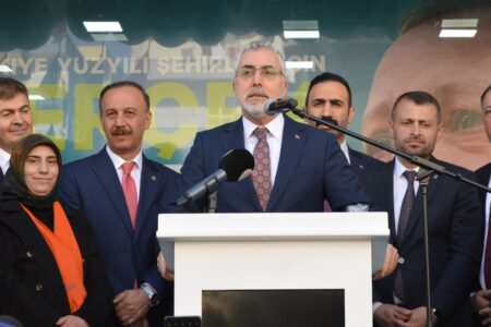 Minister Işıkhan: Von Mentalitäten, die den Lebensunterhalt der Menschen dem Terrorismus sichern, sind keine großen Projekte zu erwarten