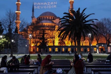 Morgen findet das erste Iftar des Ramadan statt