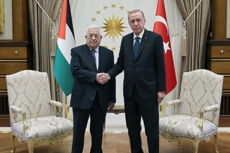 Präsident Erdoğan wird den palästinensischen Präsidenten Abbas empfangen
