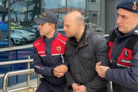 Sie versuchte, die Polizei zu kritisieren, indem sie über das Kopftuch in Zonguldak sprach: Gegen sie wurde eine Verwaltungsuntersuchung eingeleitet.