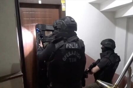 Terroreinsatz in 15 Provinzen: 139 Verdächtige gefasst