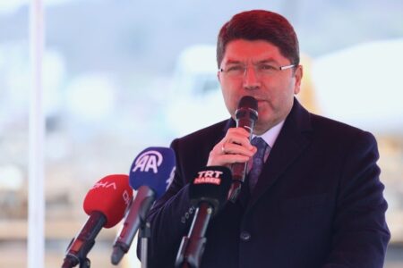 Yılmaz Tunç: Wir haben die Auslieferung von Hareket Tok und seinem Sohn beantragt