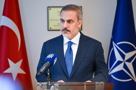 Außenminister Fidan: NATO-Mitglieder sollten die Türkei im Kampf gegen den Terrorismus bedingungslos unterstützen