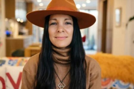 Das Buch Belonging von Radha Agrawal, das im Laufe der Jahre das Leben Hunderter Menschen berührt hat