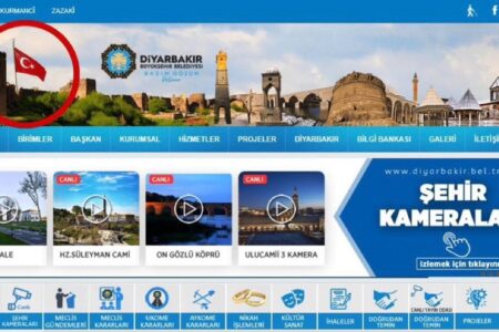 Die türkische Flagge wurde von der Website der Stadtverwaltung Diyarbakır entfernt