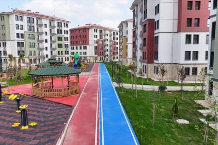 In Gaziantep wurden den Erdbebenopfern neue Häuser übergeben