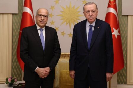 Präsident Erdoğan traf sich mit Kebir, dem Gouverneur der libyschen Zentralbank