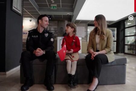 Sonderbild der türkischen Polizeibehörde zum 179. Jahrestag ihrer Gründung