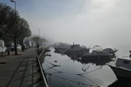 Starker Nebel in Istanbul: Schiffsverkehr im Bosporus eingestellt