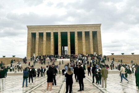 Während der Feiertage herrschte in Anıtkabir eine große Besucherdichte