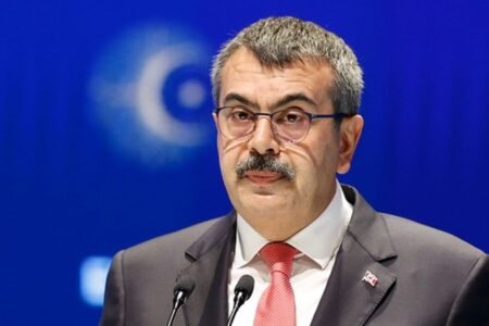 Aussagen von Yusuf Tekin zu Ernennungen von Lehrern