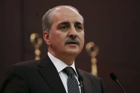 Besuch der neuen Verfassung von Numan Kurtulmuş bei der AK-Partei