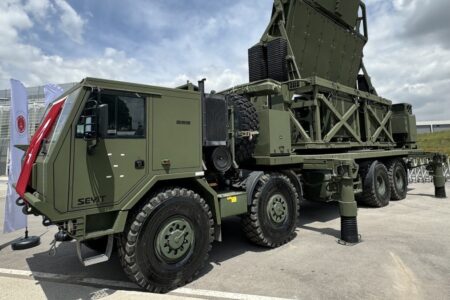 Das Radar mit der größten Reichweite der Türkei, ALP 300-G, wurde an die türkischen Streitkräfte geliefert