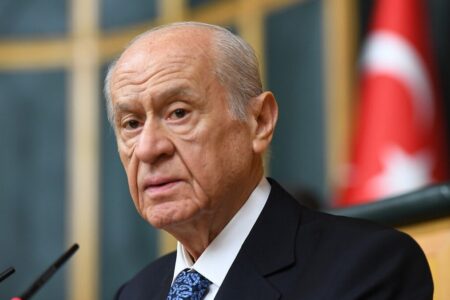 Devlet Bahçelis Auftritt bei der Polizei von Ankara: Eine neue Verschwörung