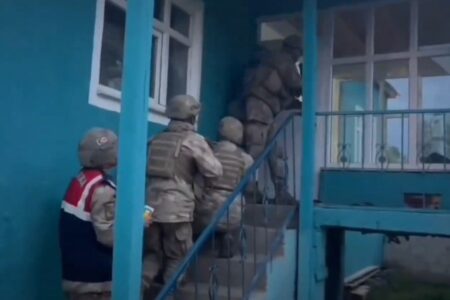 Drei organisierte Terrororganisationen wurden bei Operationen in fünf Provinzen zerstört