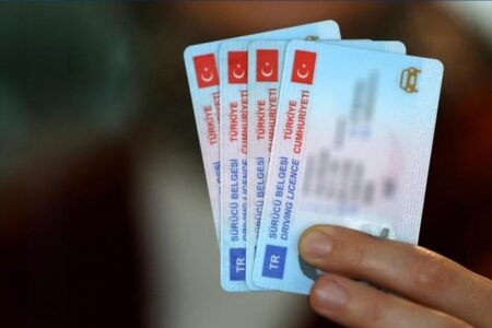 Führerscheine alten Typs werden zum Jahresende ungültig
