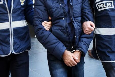 Im Rahmen der Ermittlungen gegen Ayhan Bora Kaplan wurde eine weitere Person festgenommen