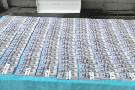 In Istanbul wurden 1,5 Millionen gefälschte Dollar beschlagnahmt
