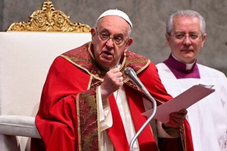 Papst spricht Ali Khamenei sein Beileid für Ibrahim Reisi aus